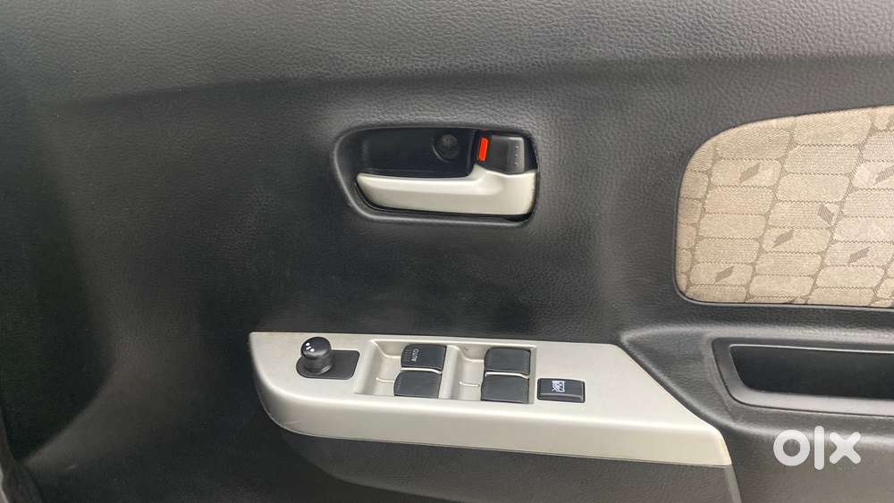 Maruti Suzuki Wagon R 1.0 Vxi, 2016, Petrol