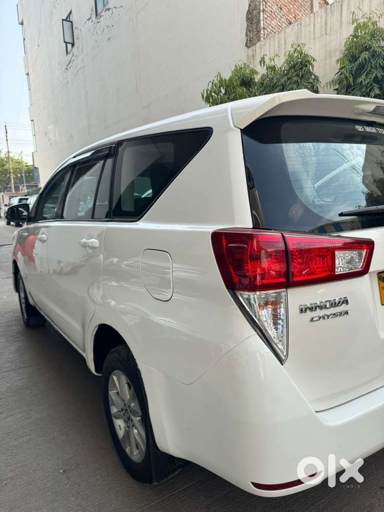 Toyota Innova Crysta 2.4 G Mt, 1995, Diesel