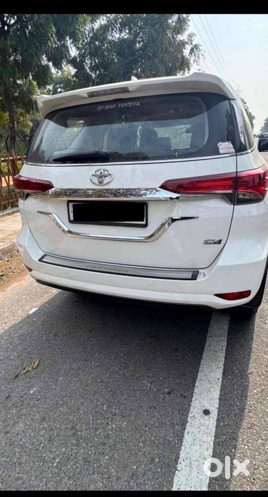 2019 Toyota Fortuner 4x4 At