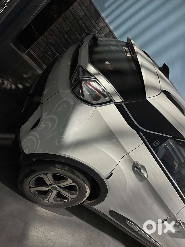 Tata Nexon Petrol 2024