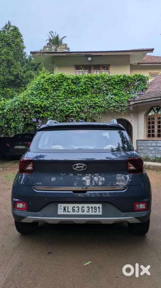 Hyundai Venue Dct Automatic