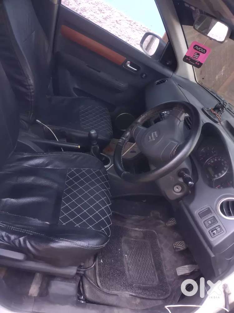 Maruti Suzuki Swift 2010 Diesel 75260 Km Driven