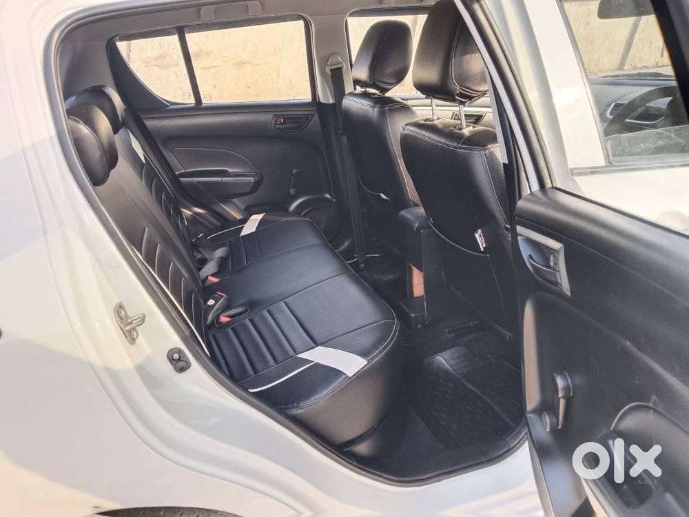 Maruti Suzuki Swift Lxi Optional-o, 2017, Petrol