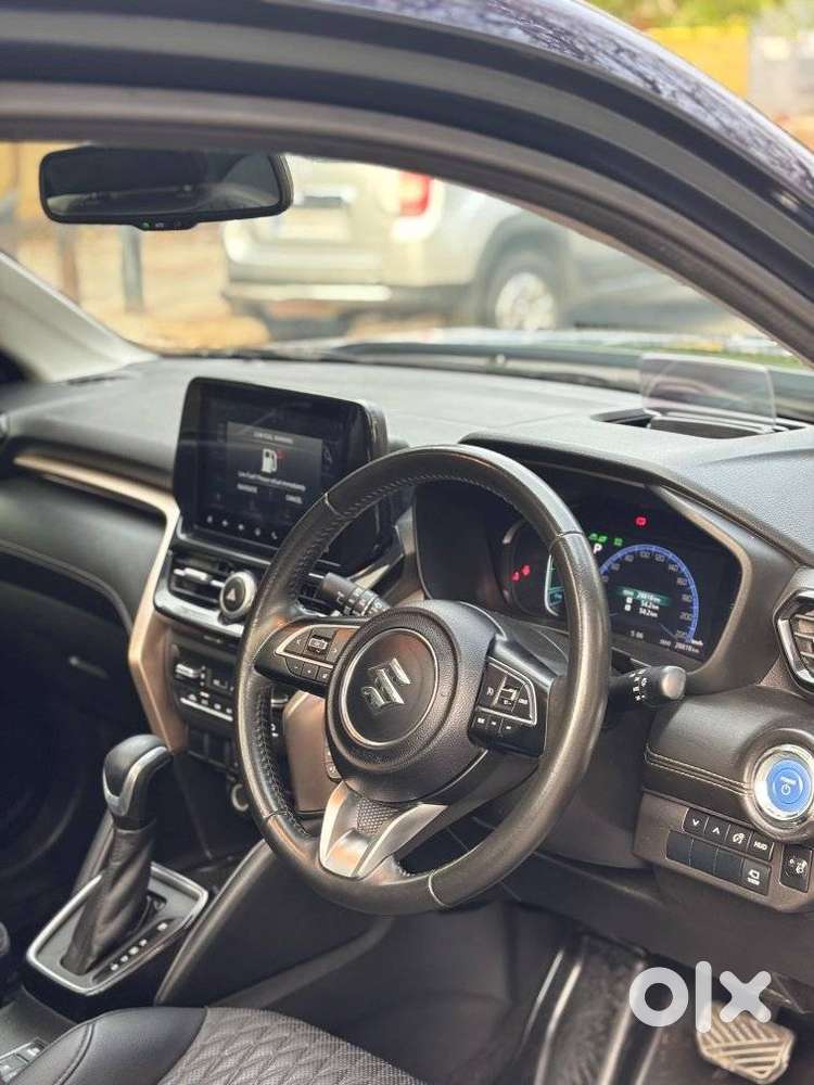 Maruti Suzuki Grand Vitara 1.5 Alpha Smart Hybrid At, 2023, Petrol