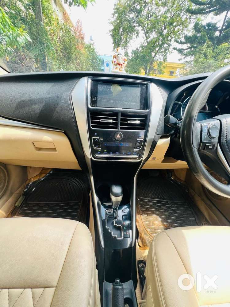 Toyota Yaris V Cvt 2019 Automatic Top End