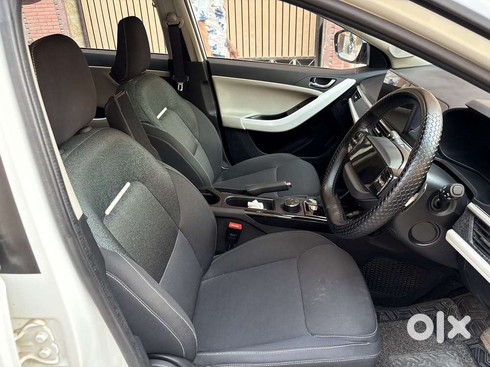 Tata Nexon Creative Plus 1.2 Revotron Petrol 6 Amt, 2024, Petrol