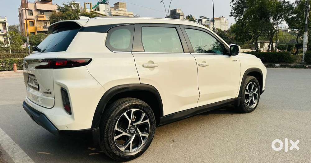 Toyota Urban Cruiser Hyryder 1.5 V Hybrid, 2024, Petrol