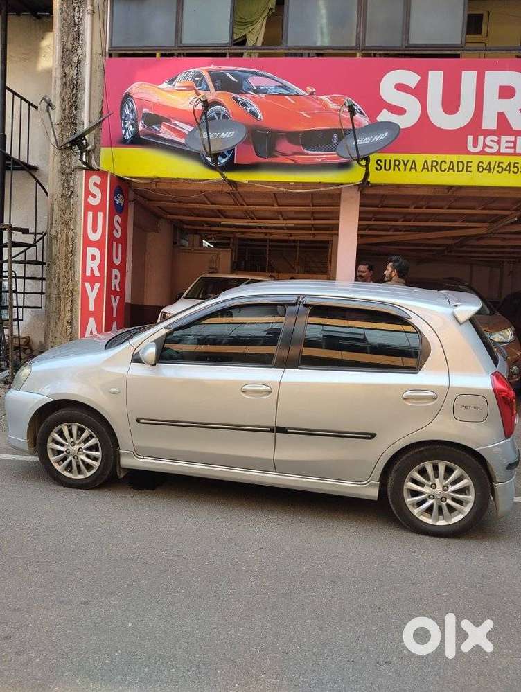 Toyota Etios Liva 2014-2016 V, 2013, Petrol