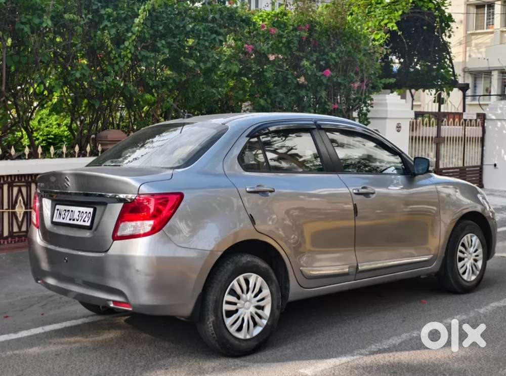 Maruti Suzuki Swift Dzire Vxi, 2022, Petrol