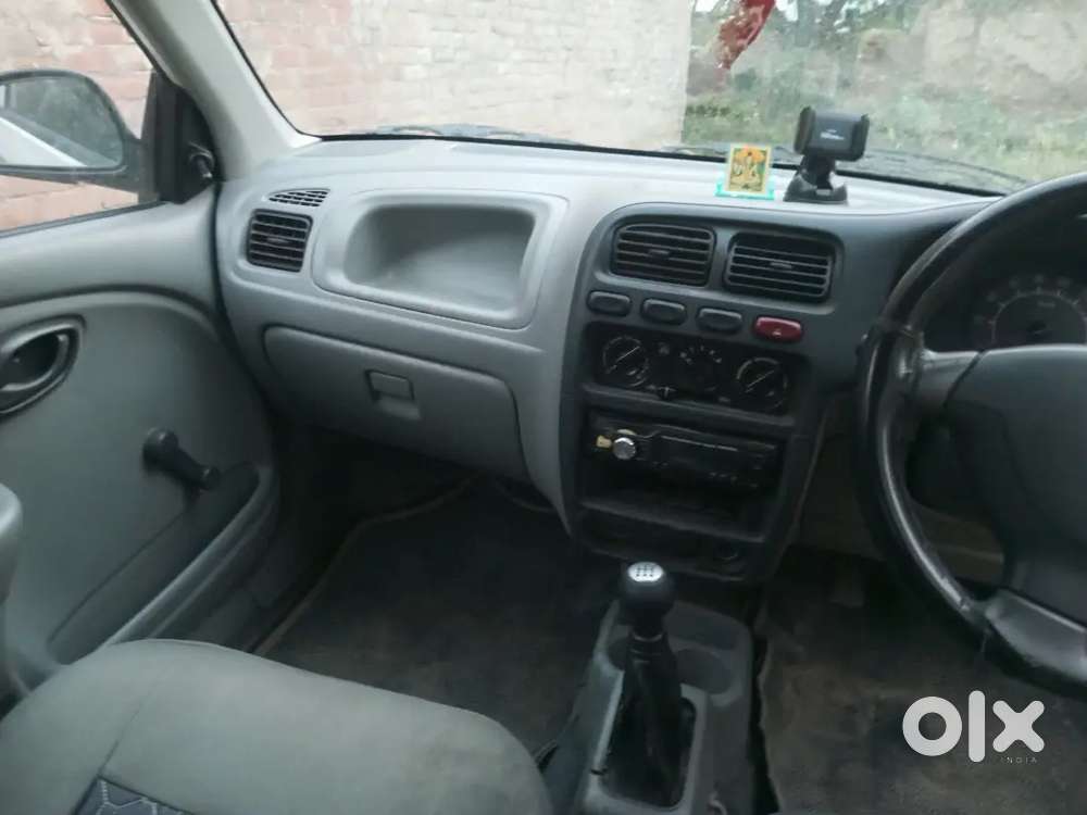 Maruti Suzuki Alto 2011 चारों टायर New One Timeभी इंजन  नहीं खुला सील