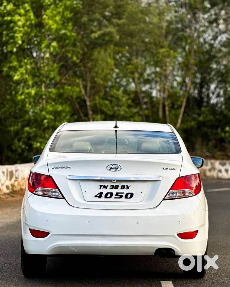 Hyundai Verna Fluidic 1.6 Crdi Sx Opt, 2014, Diesel