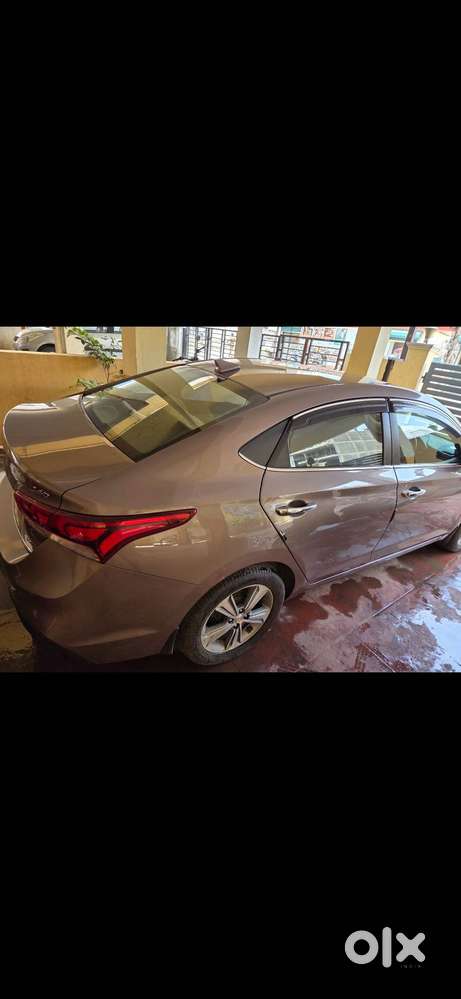 2017 (dec) Hyundai Verna 1.6 Crdi Sx (diesel)  Py-01
