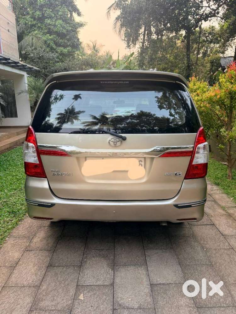 Toyota Innova 2.5 G (diesel) 8 Seater, 2010, Diesel