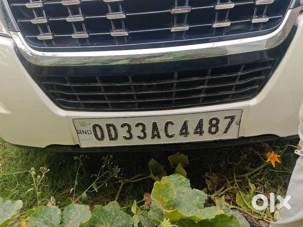 Mahindra Xuv500 Well Maintained With Zero Faults