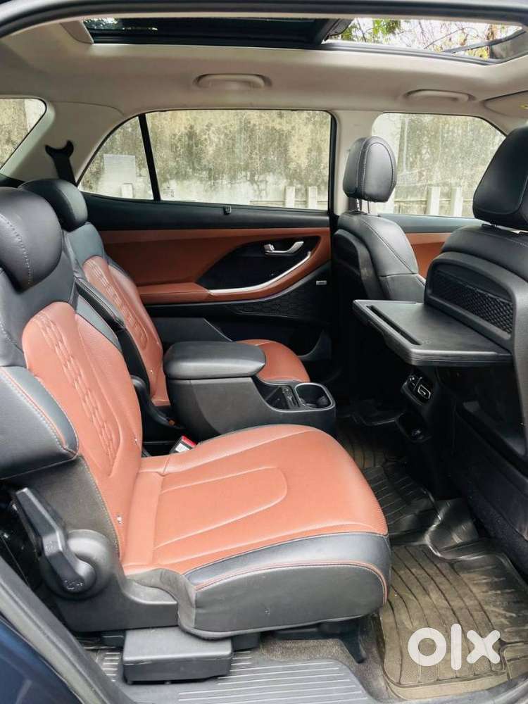 Hyundai Alcazar Signature (o) 6 Str 1.5 Petrol Dct, 2023, Petrol
