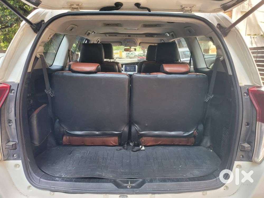 Toyota Innova Crysta 2.8 Zx At, 2016, Diesel