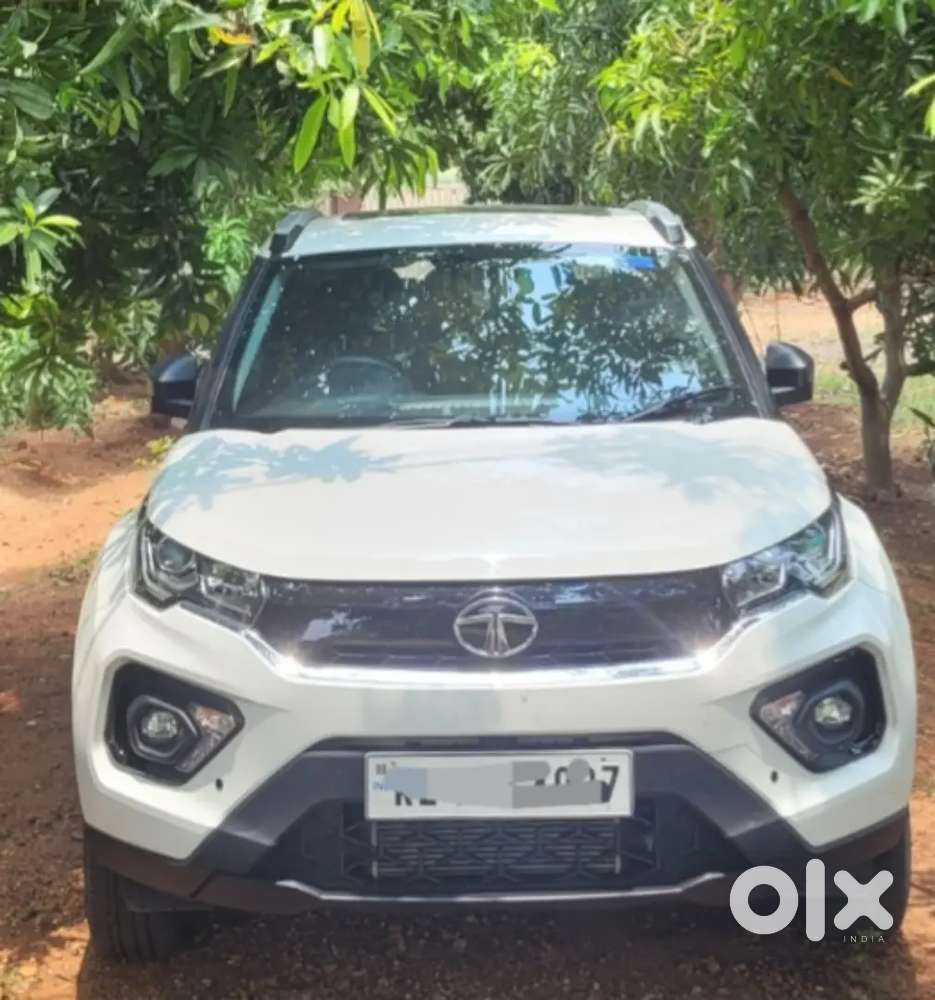 Tata Nexon Petrol – Excellent Condition  Only 20,000 Km Driven