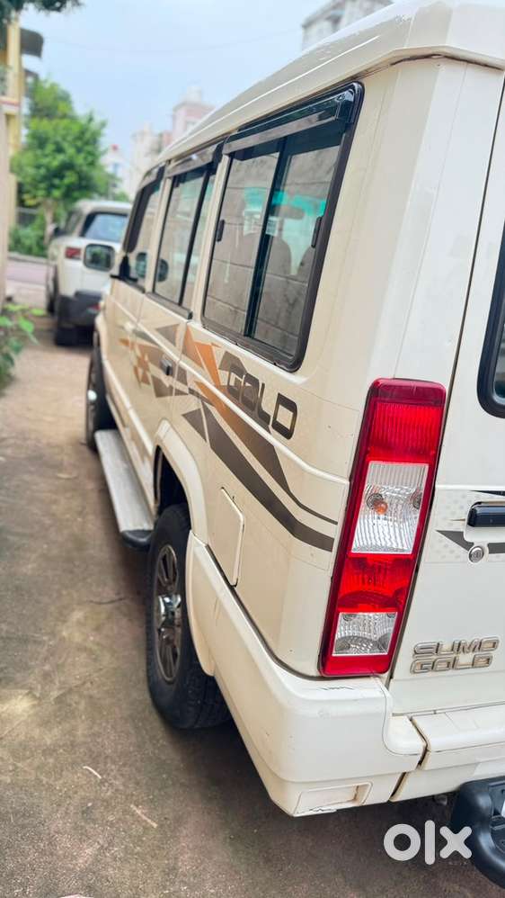 2017 Tata Sumo Gold