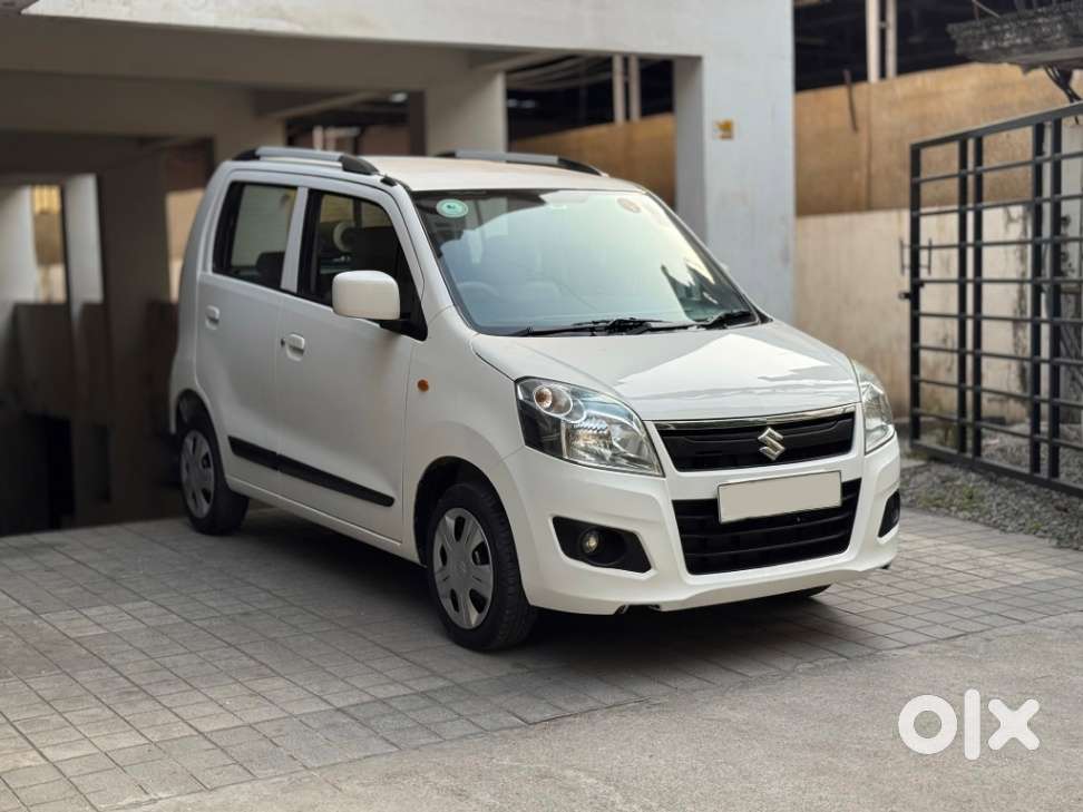 Maruti Suzuki Wagon R Vxi 1.0, 2016, Petrol