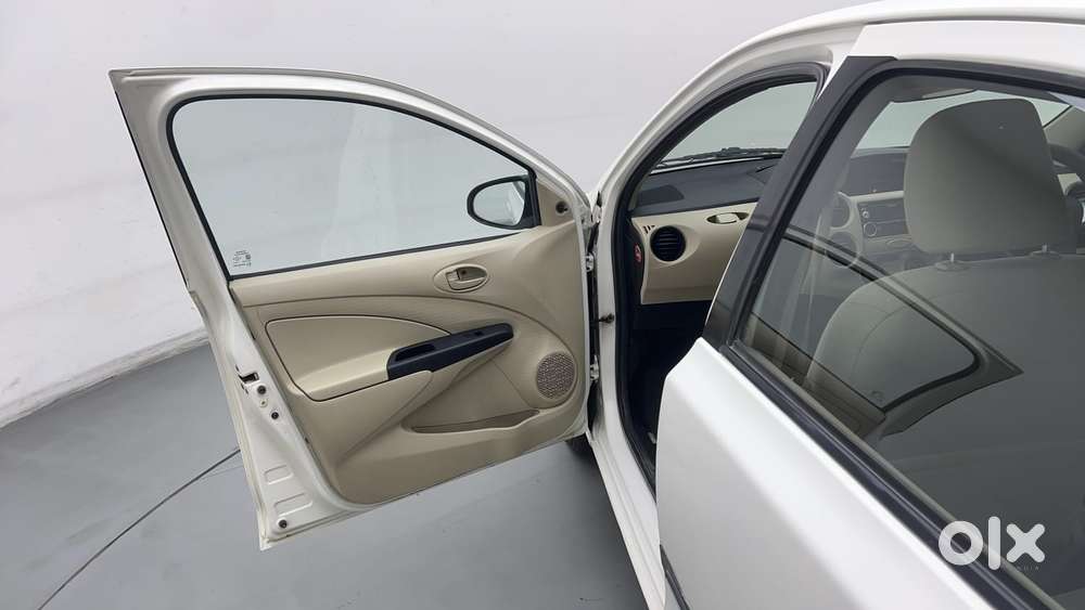 Toyota Etios Liva 1.2 Gx, 2017, Petrol