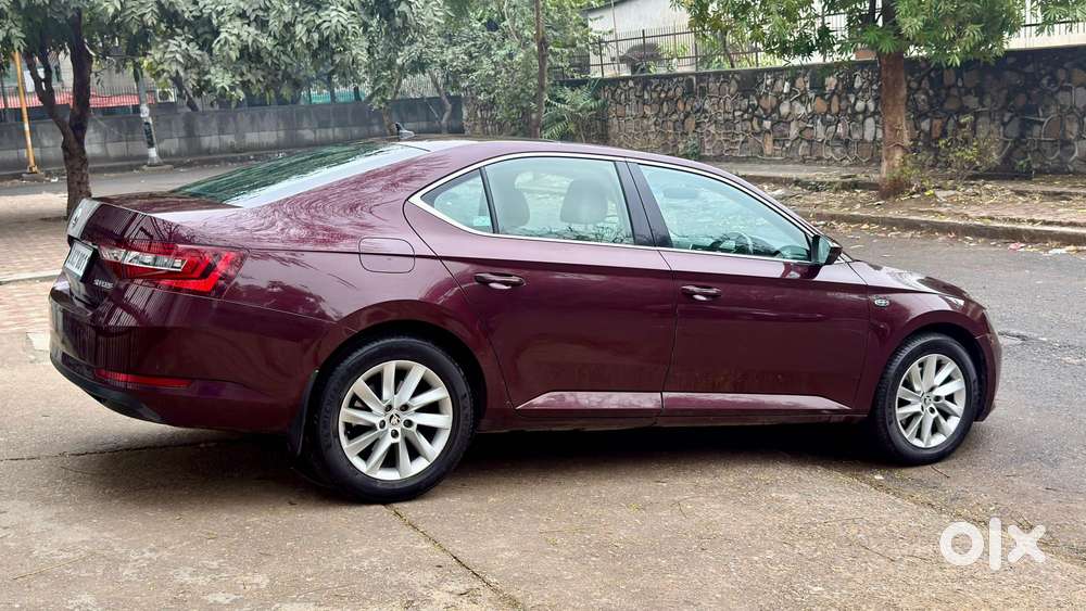 Skoda Superb Lk 1.8 Tsi At, 2016, Petrol