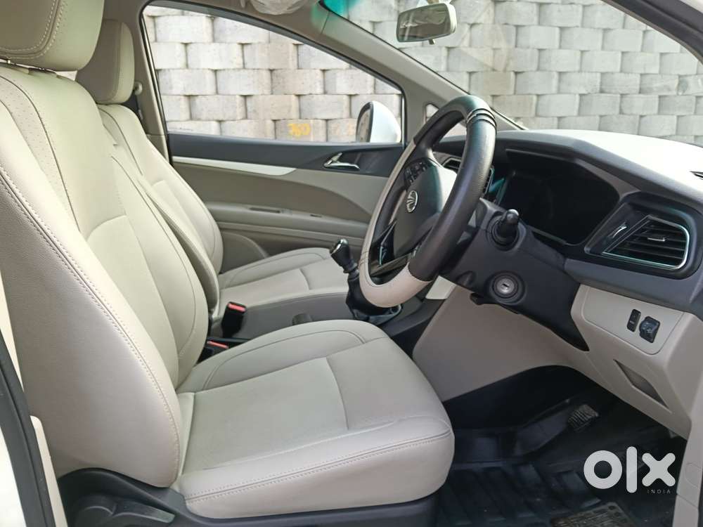 Mahindra Marazzo M8 8str, 2018, Diesel
