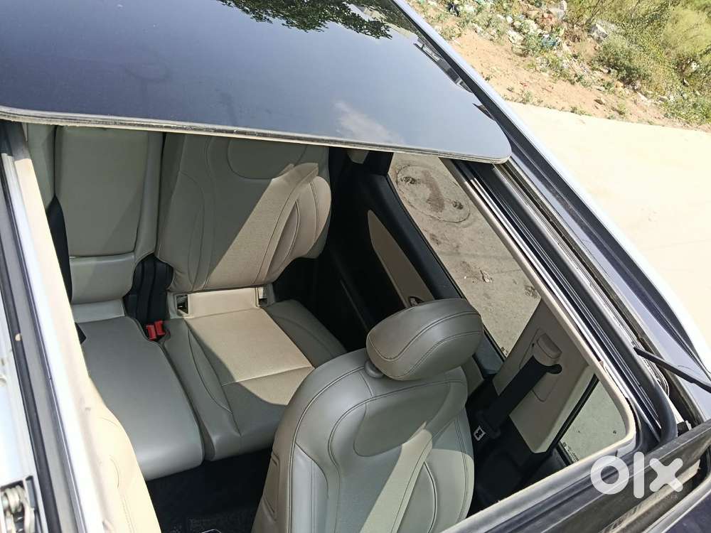 Mahindra Xuv700 2.2 Ax 7 Diesel At Str Awd, 2022, Diesel