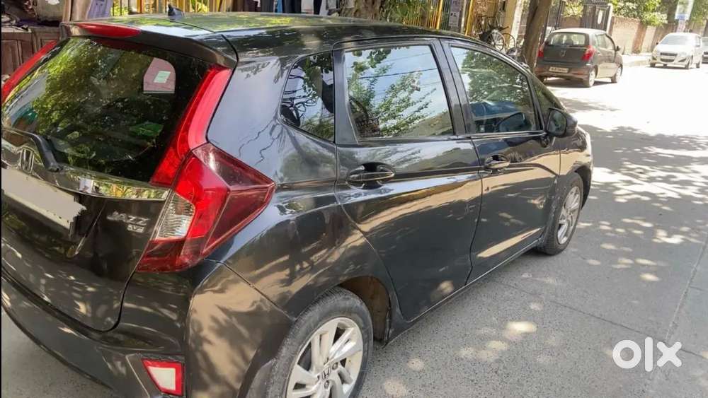 2016 Honda Jazz Diesel - 1.5 V Idtec Mt - Delhi Maintained