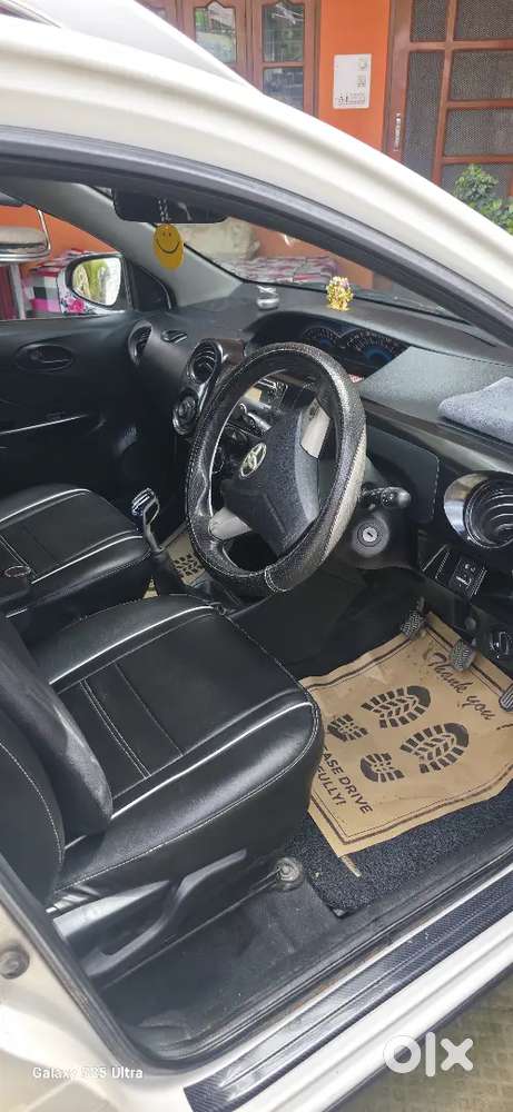 Toyota Etios Cross 2016