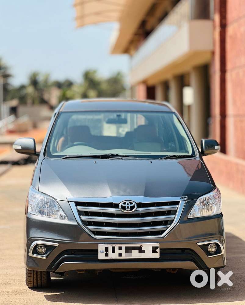 Toyota Innova 2.5 V 8 Str, 2013, Diesel
