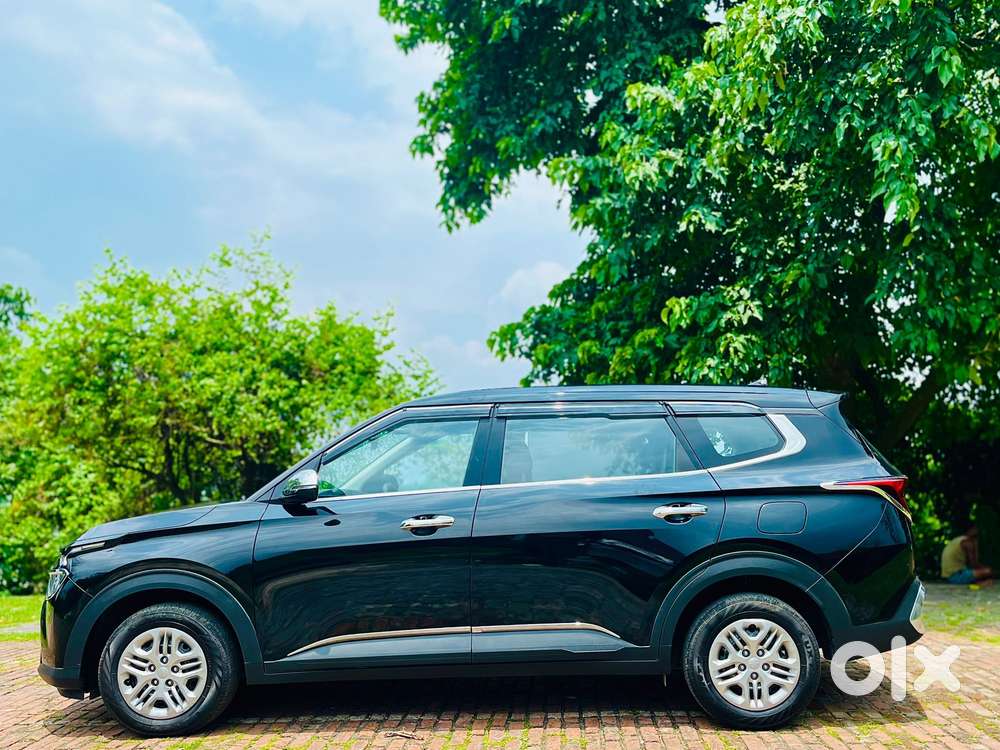 Kia Carens G 1.5 6mt Premium (o) 7-seater, 2024, Petrol