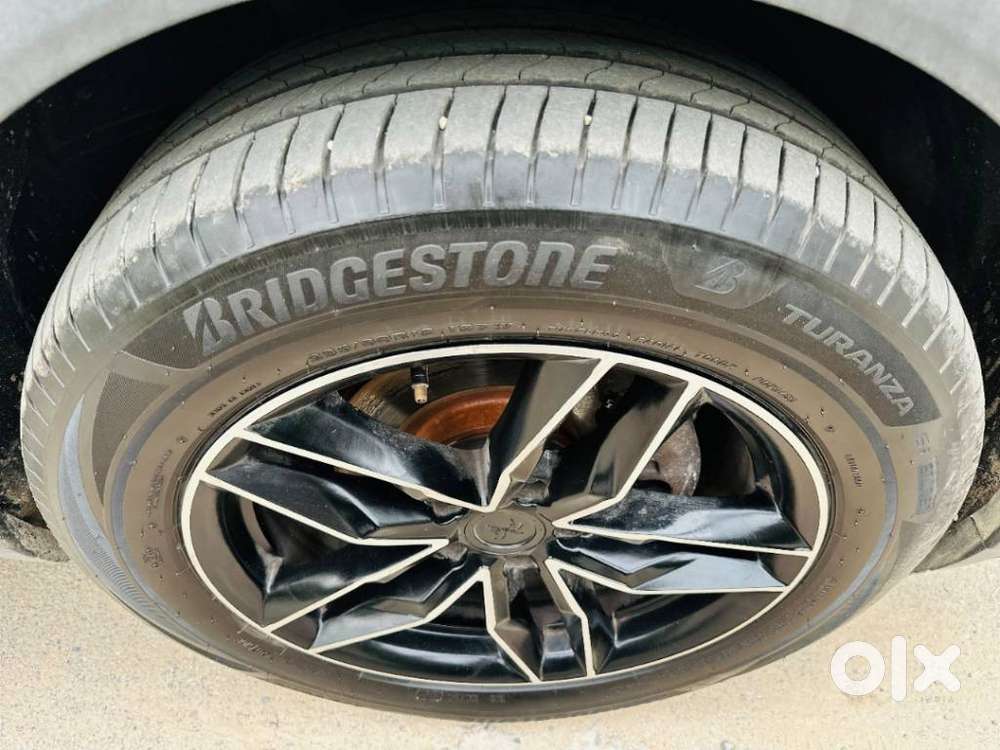 Mahindra Xuv700 2.2 Ax 7 Diesel At Luxury Pack Str, 2023, Diesel