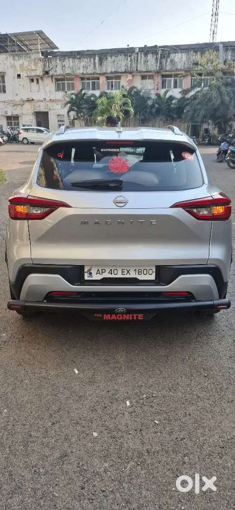 Nissan Magnite 2025 Petrol Well Maintained