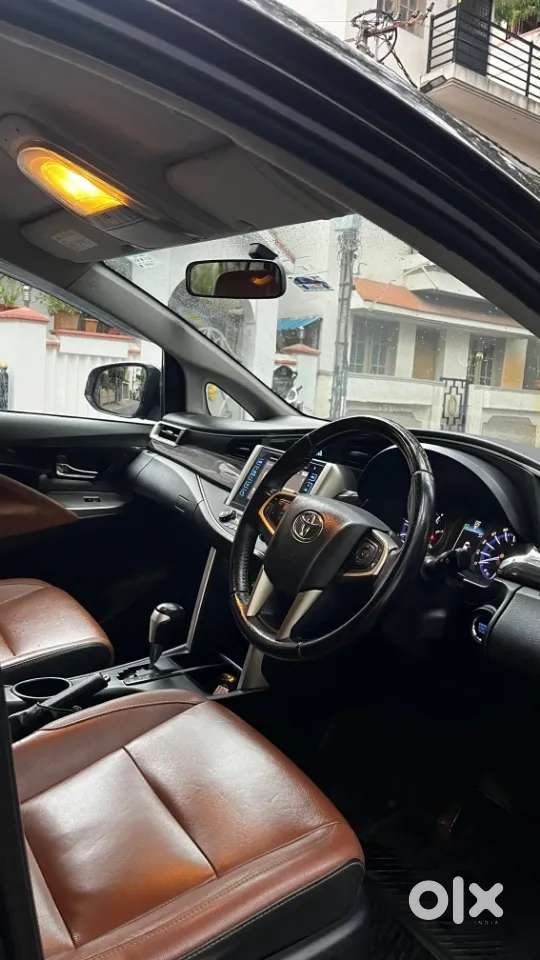 Toyota Innova Crysta 2.8 Zx At 7 Seater, 2019, Diesel