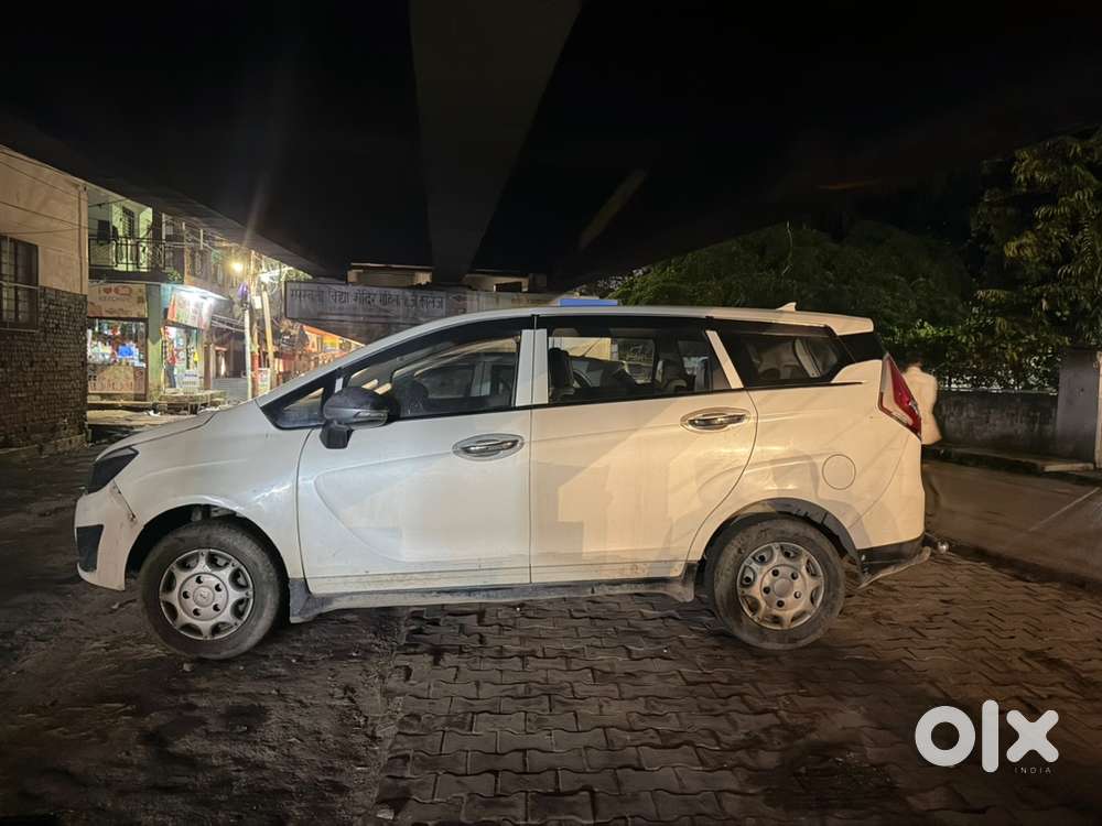 Mahindra Marazzo Diesel 2019