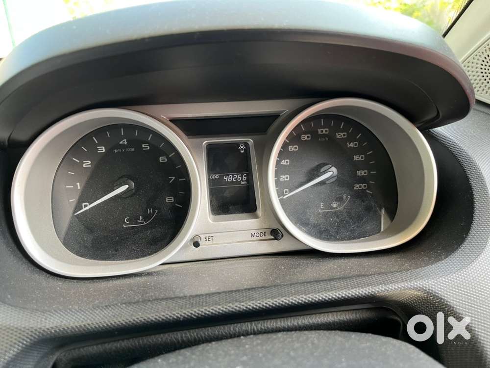 Tata Tiago Petrol 2017