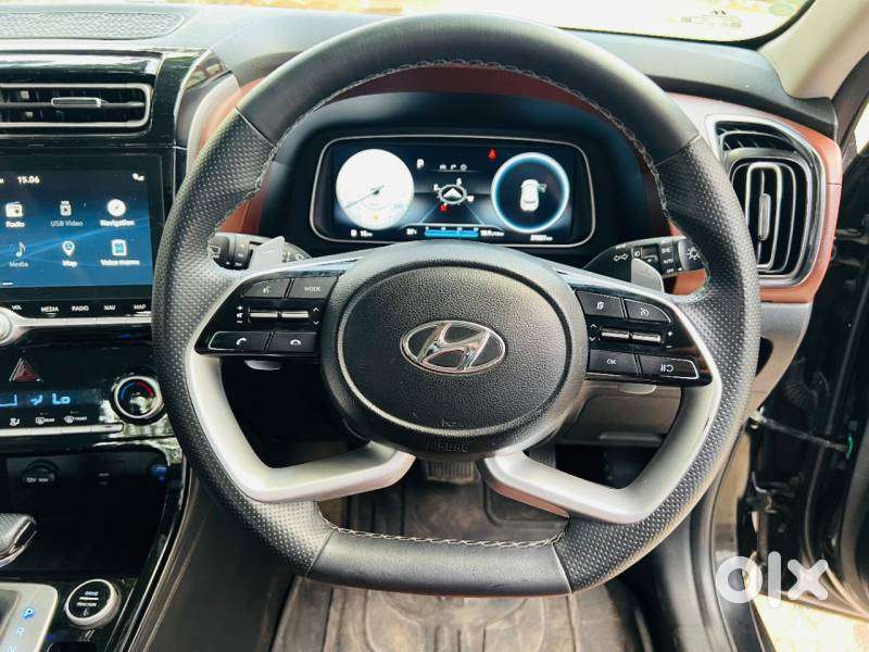 Hyundai Alcazar 2.0 Signature (o) Petrol At 6 Str, 2022, Petrol
