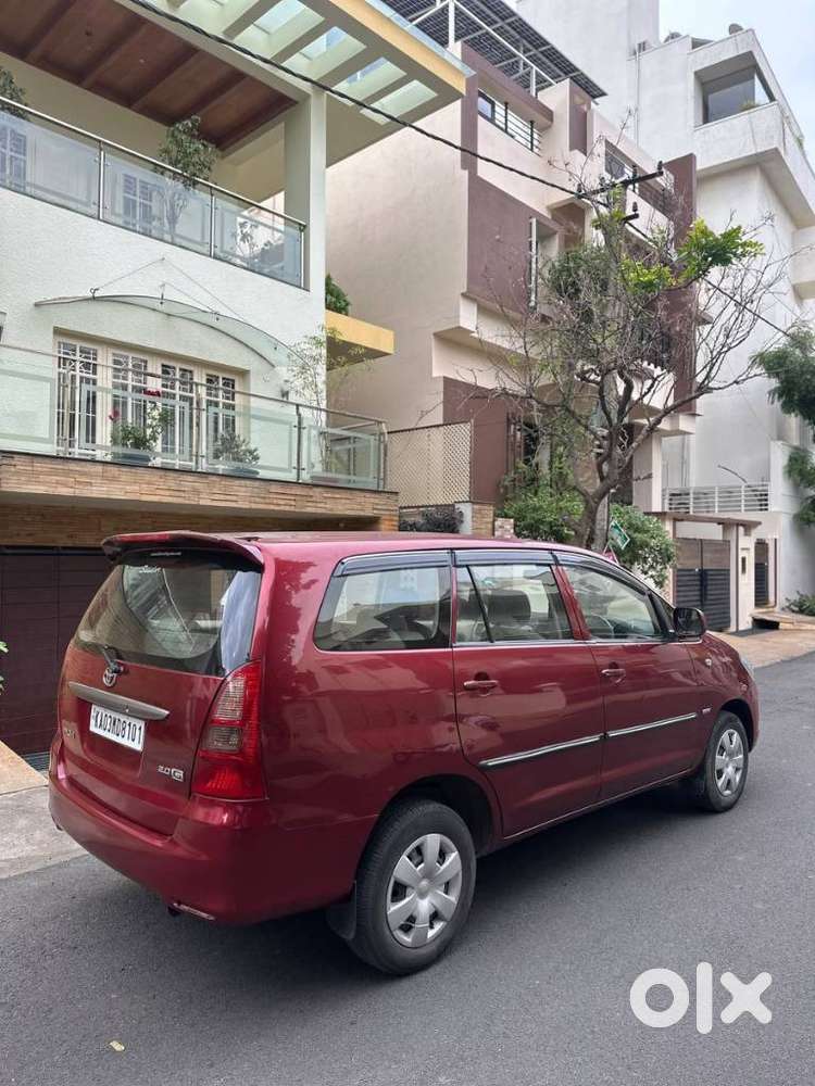 Toyota Innova 2.0 G (petrol) 8 Seater Bs Iv, 2005, Petrol