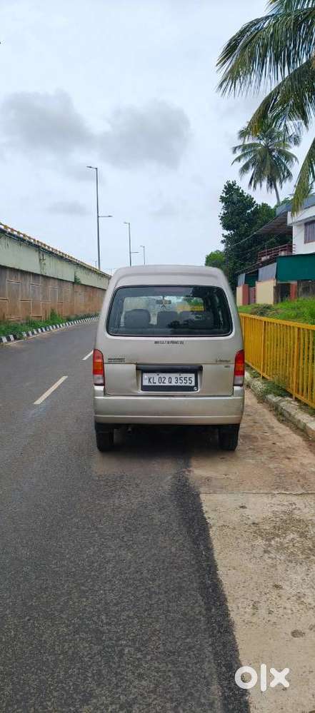 Maruti Suzuki Versa Dx 8 Seater, 2003, Petrol