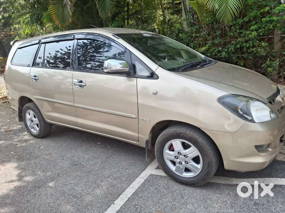 Toyota Innova 2006 4th Owner