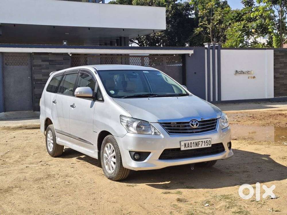 Toyota Innova 2012-2013 2.5 E Diesel Ms 8-seater, 2013, Diesel