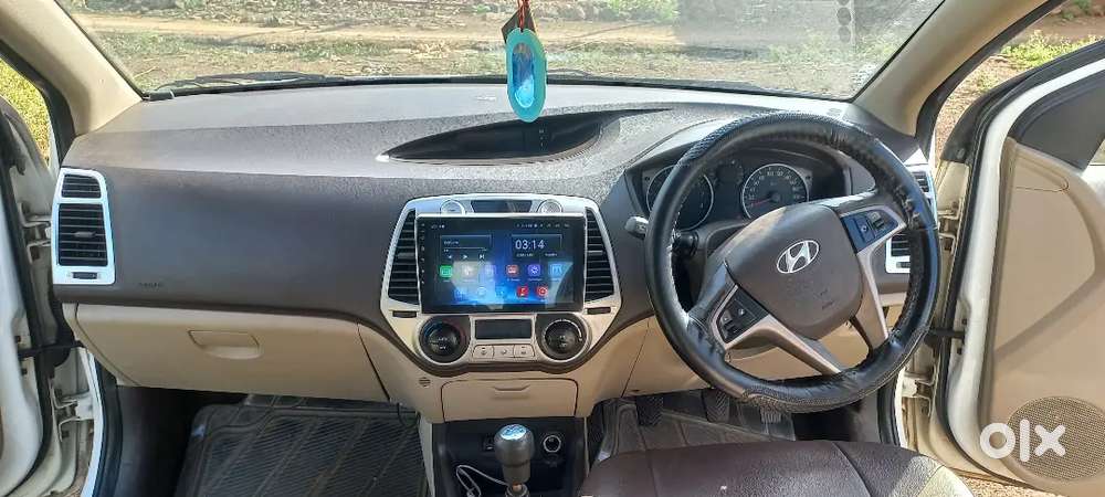 Hyundai I20 2010 Petrol Well Maintained Passing Till 2030
