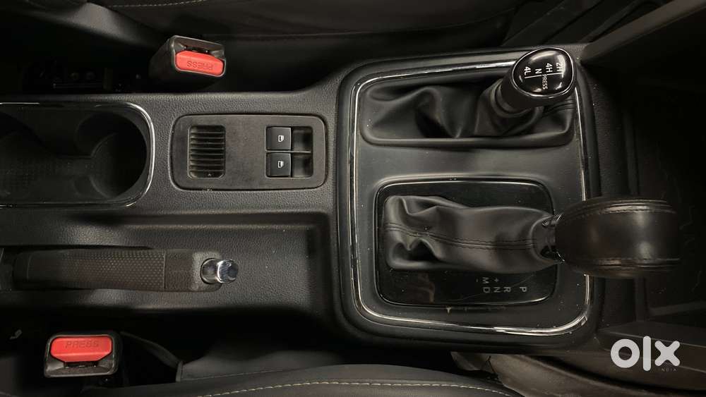 Mahindra Thar Lx 4-str Hard Top At, 2021, Petrol