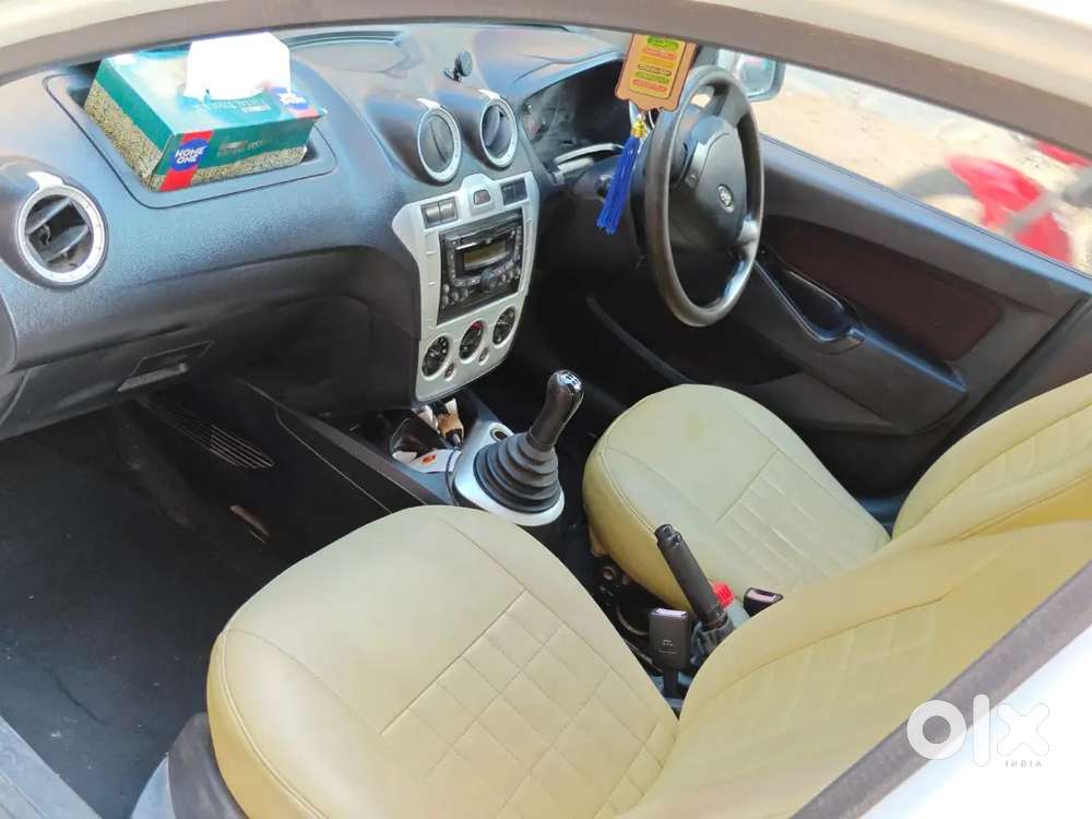 Ford Figo 2011 Petrol 100000 Km Driven