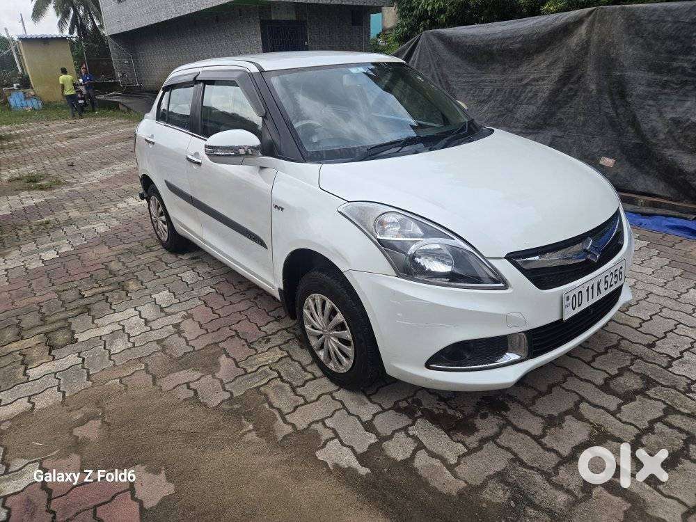 Maruti Suzuki Swift Dzire Vxi Optional, 2017, Petrol
