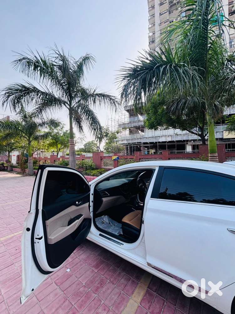Hyundai Verna Petrol 2022
