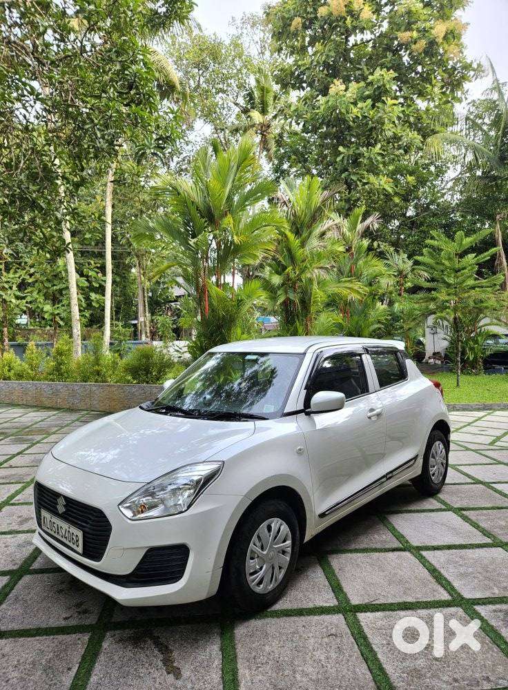 Maruti Suzuki Swift Lxi, 2018, Petrol