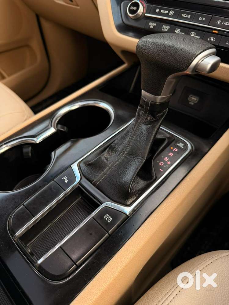 Kia Carnival Prestige, 2020, Diesel