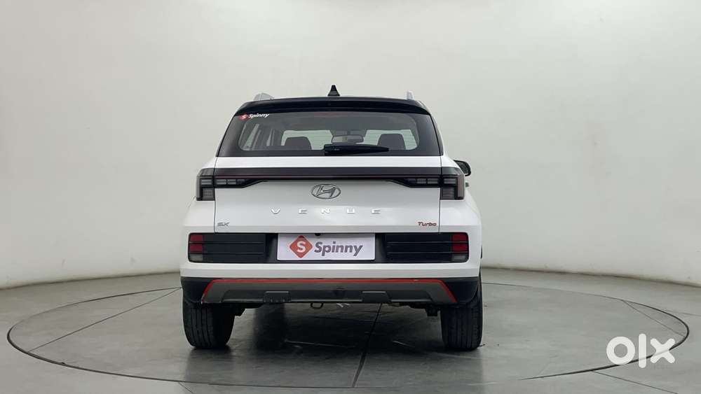 Hyundai Venue 1.0 Sx (o) Turbo Dct Dual Tone, 2023, Petrol
