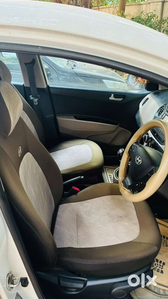 Hyundai Xcent Petrol 2015